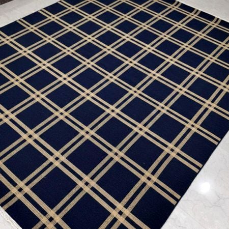 Handmade Artful Cotton and Wool Handknotted Rug for Warm Living Areas